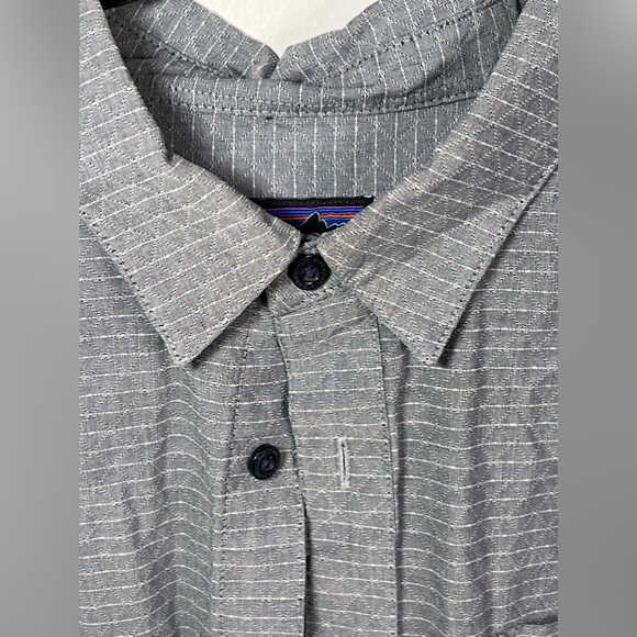 Patagonia Organic Cotton Button Up Shirt Men's Size XL Gray w/ Textured Pattern - Picture 3 of 8